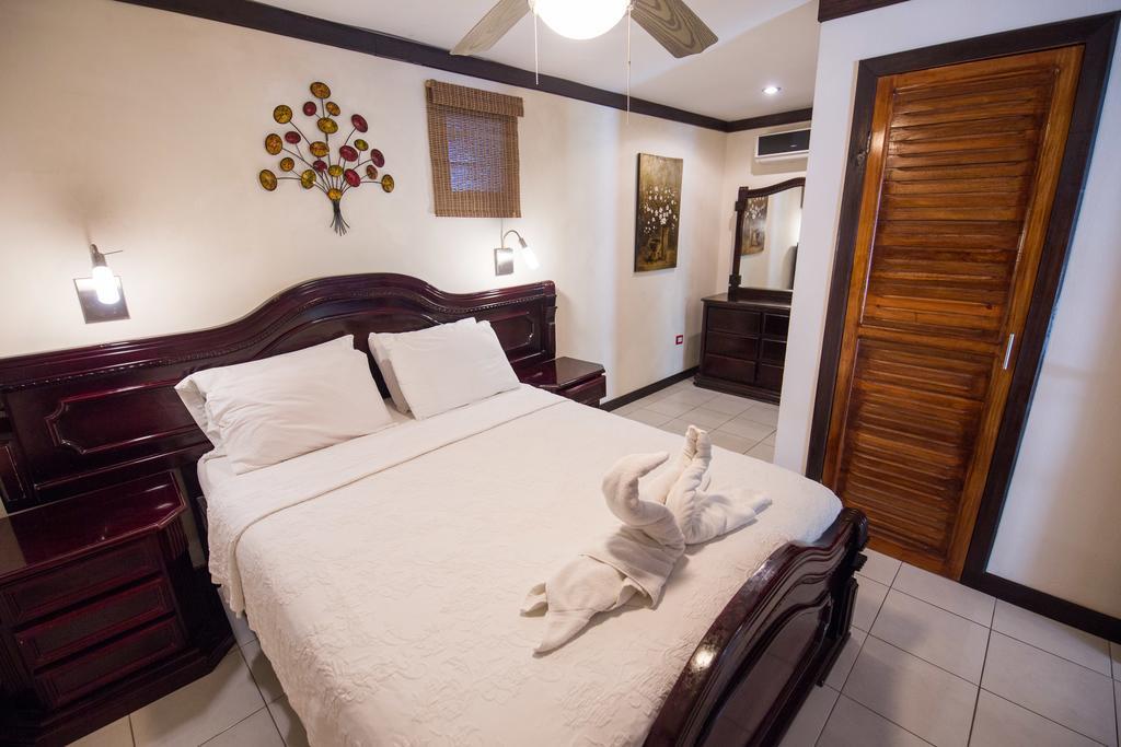 Tuanis Aparthotel ฆาโก ภายนอก รูปภาพ
