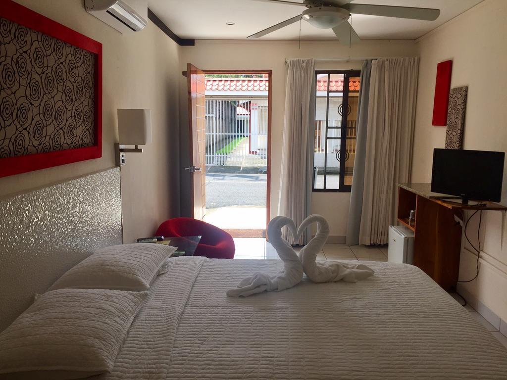 Tuanis Aparthotel ฆาโก ภายนอก รูปภาพ
